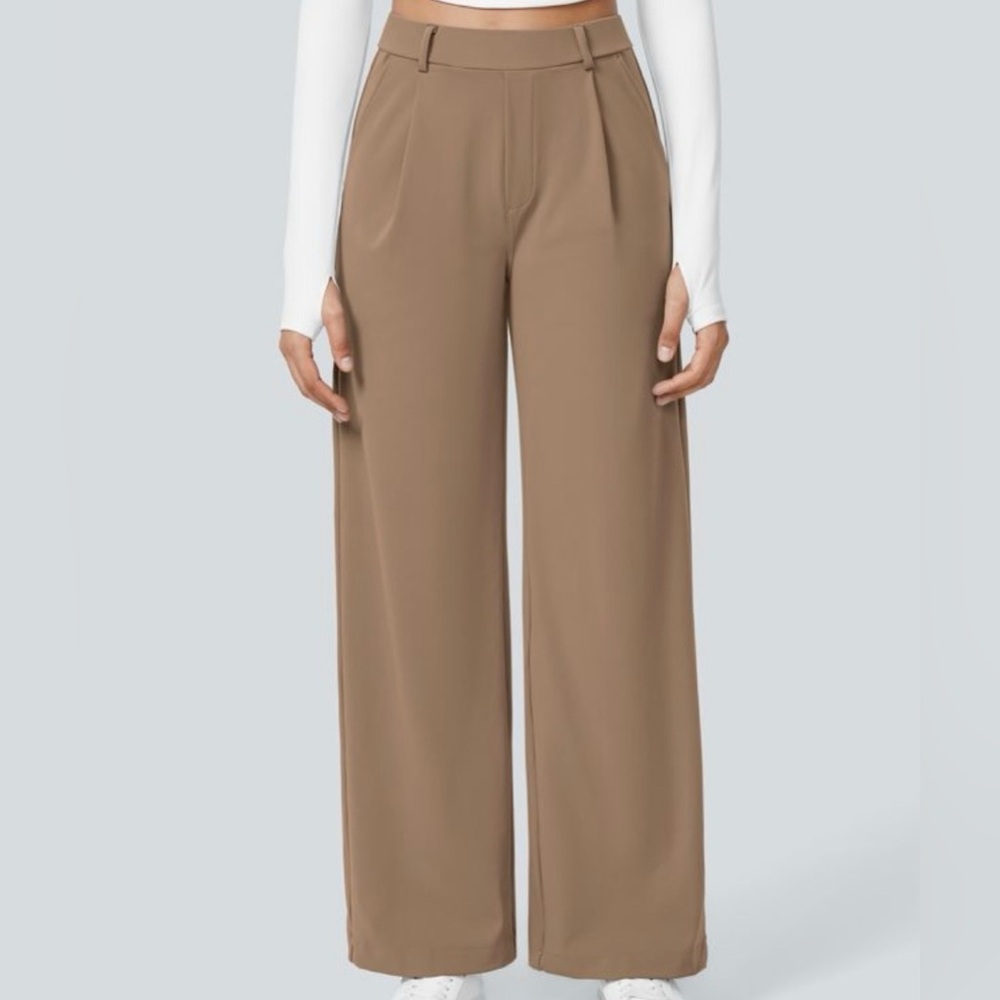 High Waisted Pocket Straight Leg Work Pants

Regular (5'3" - 5'7")